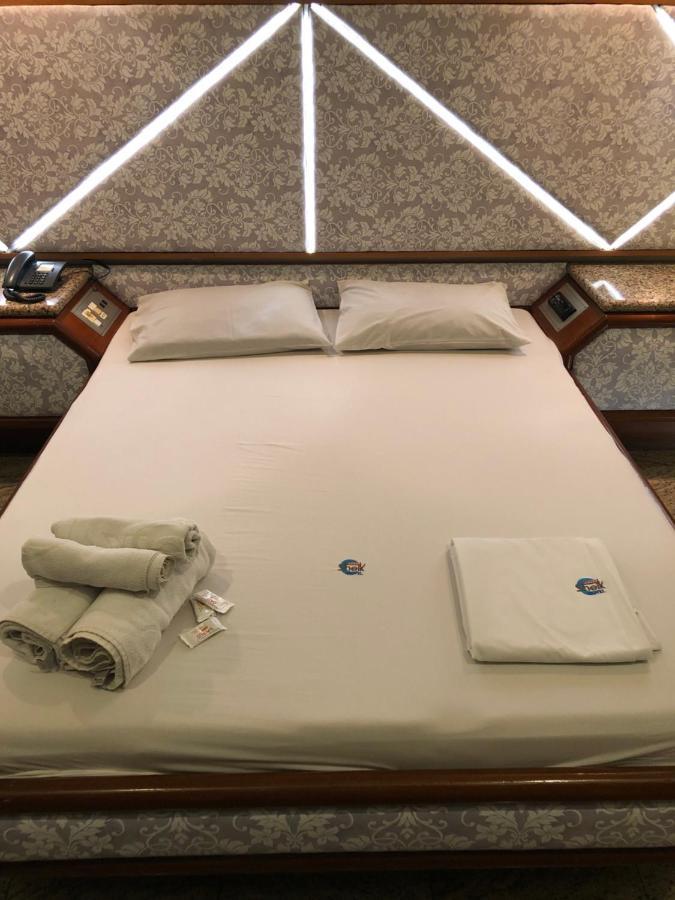 Sheik (adults Only) 3*